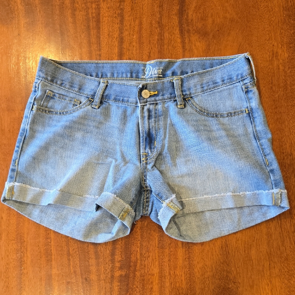 Old Navy Diva Blue Denim Women Shorts 8